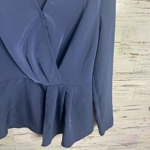 Halston Blouse  top blue size small - Picture 3 of 8
